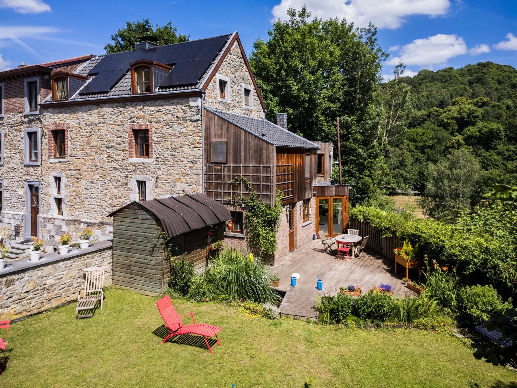Cote Cour, Cote Source Chambre D'Hotes Chaudfontaine Exterior foto